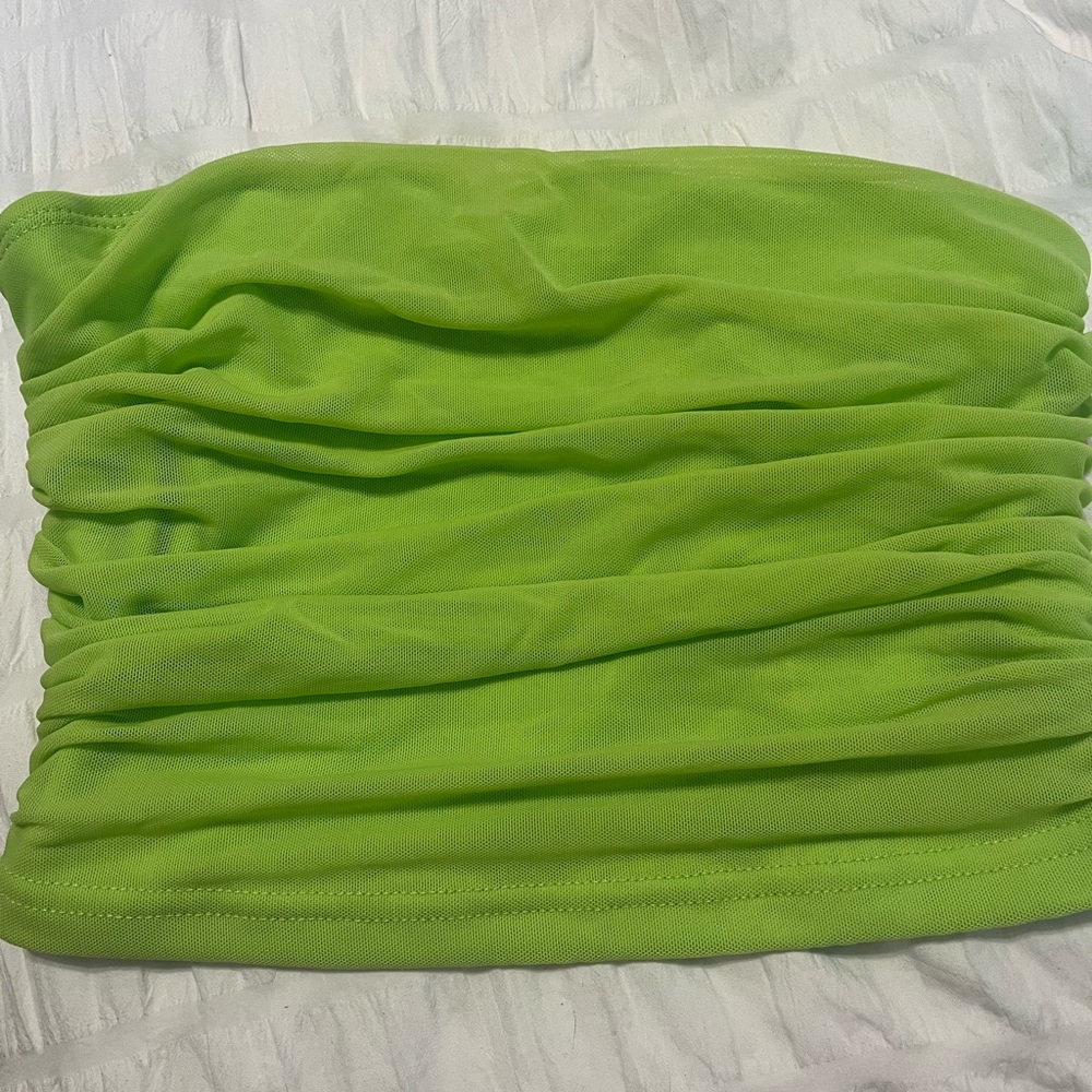 Y2K style crop top